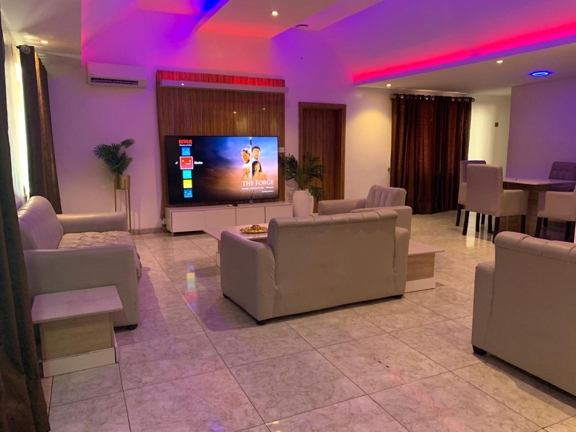 Presken Hotels @ Victoria Island Apese Экстерьер фото